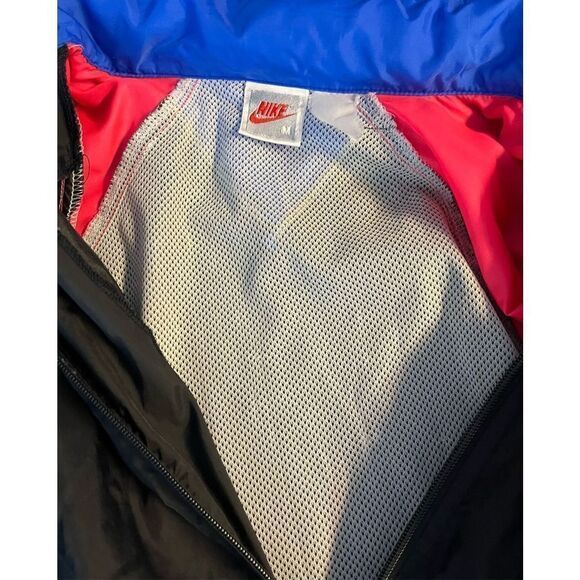 Vintage Nike windbreaker jacket - Picture 8 of 8